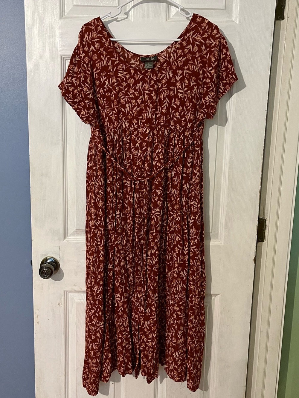 Women's Midi Dress in Rust Floral - New York Style